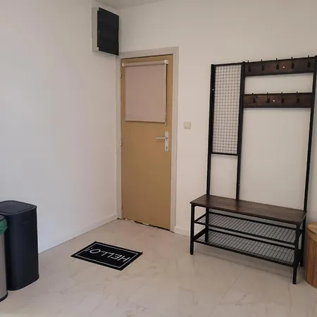 Apartment Ruim Dichtbij Zee