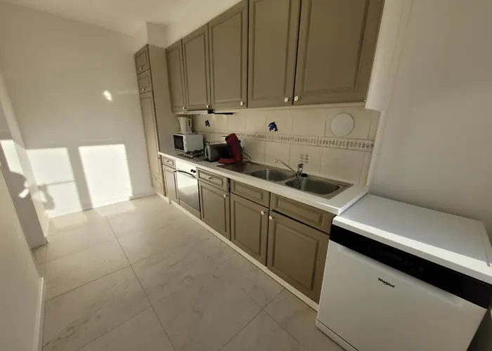 Ruim Dichtbij Zee Apartment *